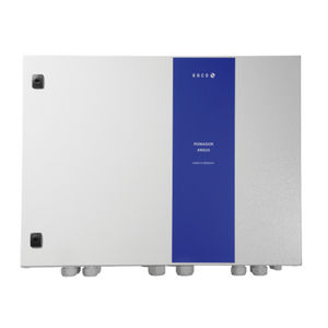 String combiner box 1