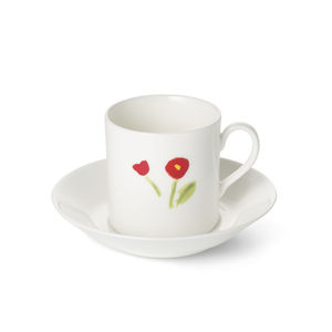 xícara de café em porcelana