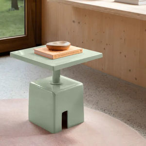 mesa lateral contemporânea