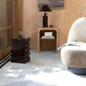 mesa lateral contemporânea