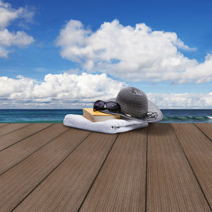 tábua de deck em WPC 1