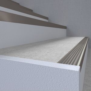 testeira de degrau em PVC