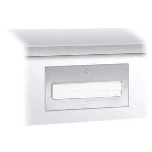 dispenser de papel toalha sob bancada