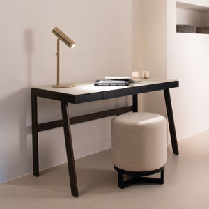 mesa secretária de piso