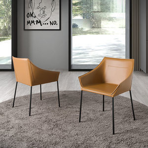 cadeira de sala de jantar contemporânea