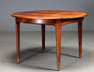 mesa de jantar de design escandinavo 1