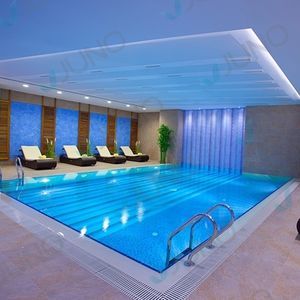 piscina pré-fabricada