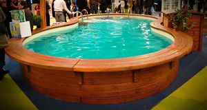 borda de piscina em madeira 1