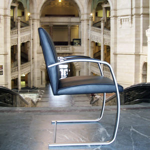 poltrona para interlocutor cantilever