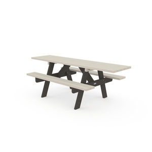 conjunto de mesa e bancos contemporâneo