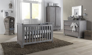 quarto infantil cinza