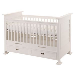 cama de bebê clássica 1