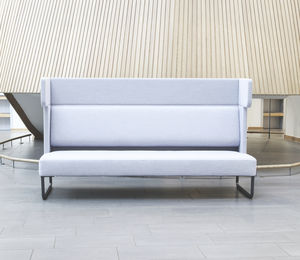sofá contemporâneo / em tecido / contract / de 3 lugares