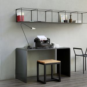 mesa secretária de design minimalista 1
