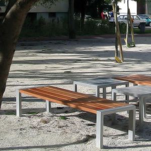 banco para espaço público contemporâneo