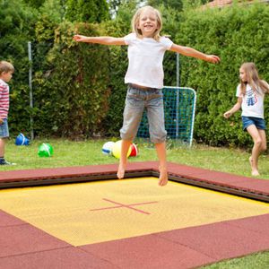 trampolim para parque infantil