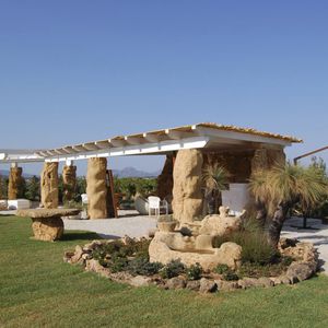 pérgola em pedra