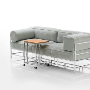 mesa lateral contemporânea