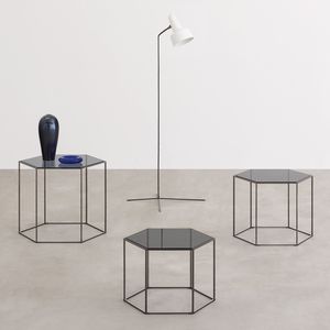 mesa lateral contemporânea