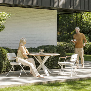 cadeira de jardim contemporânea 1