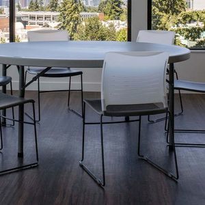 mesa de trabalho contemporânea