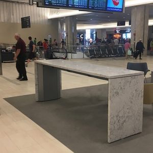 mesa alta contemporânea