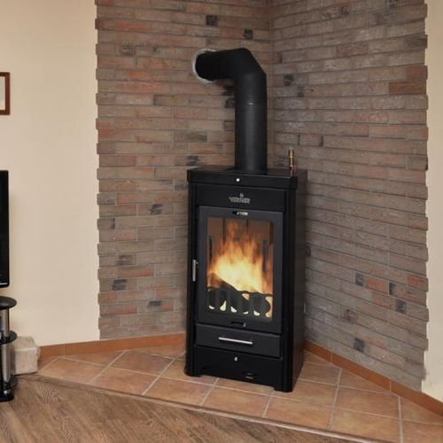 Salamandra com caldeira a lenha - 13/10 - VERNER a.s. - 13 kW / multicombustível / de instalação livre