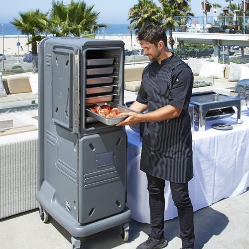 Carrinho para tabuleiros de refeição - THE PRO CART ULTRA® - Cambro - de louça / de transporte de refeições / para cozinha profissional
