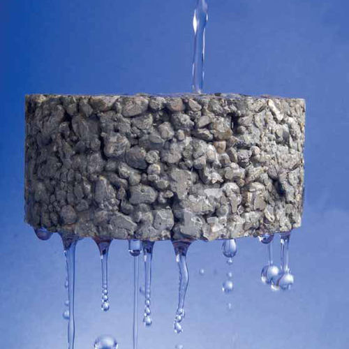 Bloco de pavimentação em concreto - PERVIOUS - BASF USA - drenante