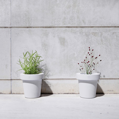 Floreira em concreto - VASE S : 230 - SIT Urban Design - circular / contemporânea / para espaço público