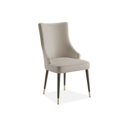Cadeira contemporânea - AVALON - AM LIVING - para ambiente interno / em couro / com base em madeira