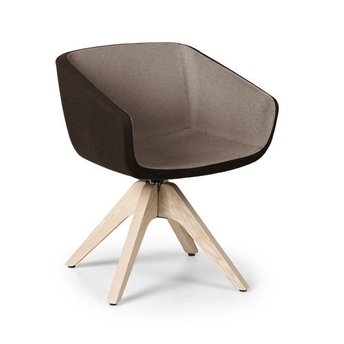 Cadeira para interlocutor contemporânea - ARCA - True Design srl - para ambiente interno / em tecido / com base em madeira