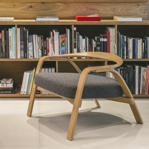 Poltrona contemporânea - GRILLO - True Design srl - em tecido / em madeira / em carvalho