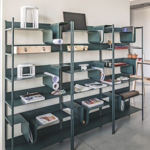 Livreiro modular - WAVE - True Design srl - contemporâneo / da linha comercial / em chapa