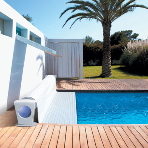 Capa de lâminas para piscina - MOON - DEL - automática / de segurança / com sensor solar