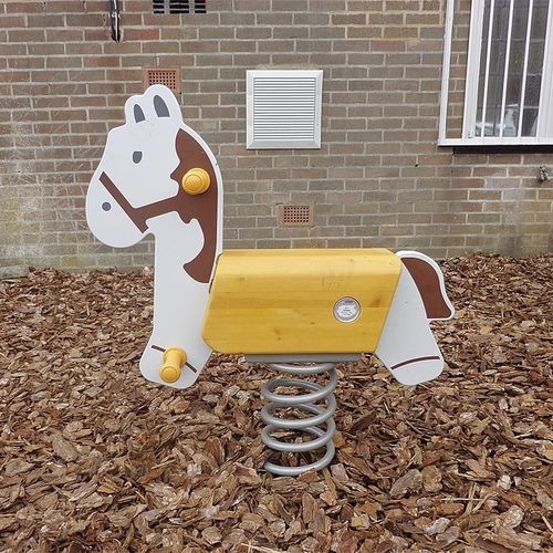 Gangorra de mola em aço - HORSE  - eibe Produktion + Vertrieb GmbH & Co KG - em MDF / animal / monolugar