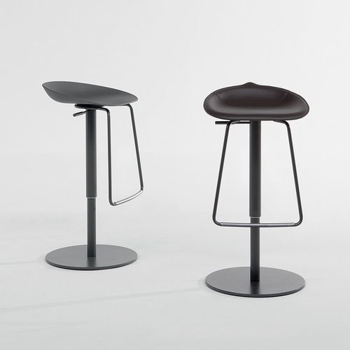 Banqueta alta contemporânea - Tab - BONALDO - em couro / em material plástico / com base em metal pintado