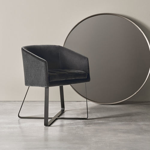 Cadeira contemporânea - LOLYTA - MERIDIANI - para ambiente interno / em tecido / em couro