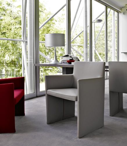Cadeira contemporânea - Posa - B&B Italia - para ambiente interno / em tecido / em couro