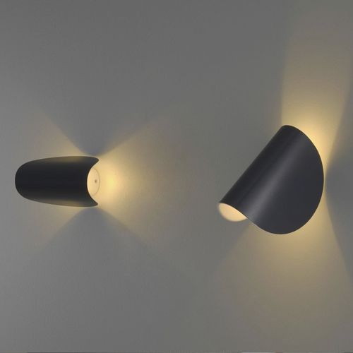 Arandela contemporânea - IO - FontanaArte - para ambiente interno / metálica / curva