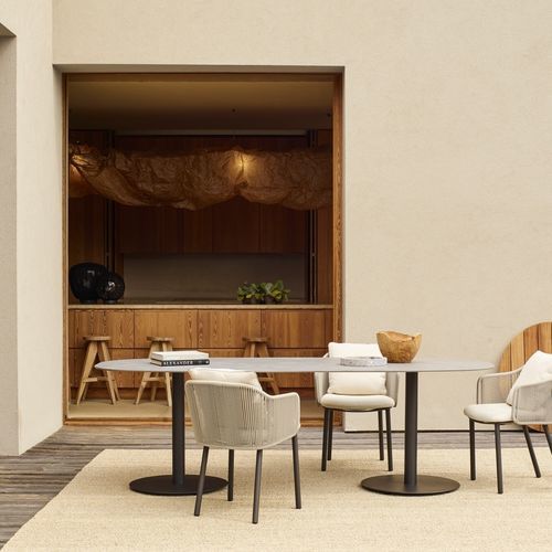 Mesa de jantar contemporânea - T-TABLE  - Tribù - de rocha vulcânica / com base em aço inoxidável / oval