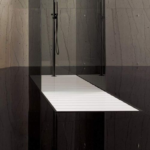 Piso de box retangular - RASO DOCCIA - Megius SpA - elevado / de embutir / em teca