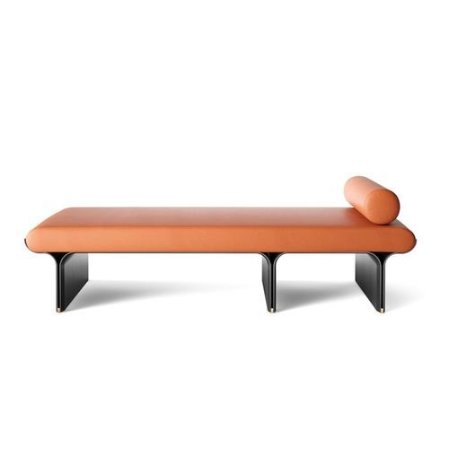Divã contemporâneo - STAMI DAYBED - Gallotti&Radice - em poliuretano / em madeira laqueada fosca / com base em madeira de freixo