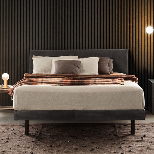 Cama de casal - BETA - PIANCA - de solteiro / contemporânea / estofada