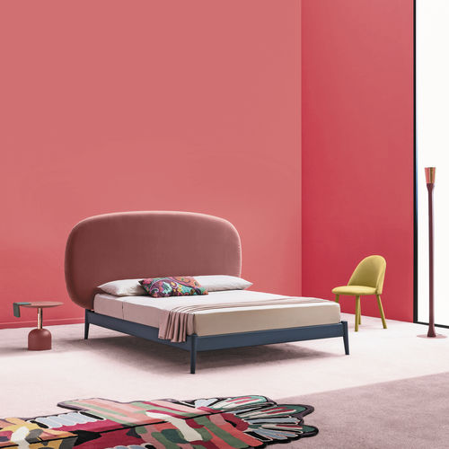 Cama de casal - Shiko Magnum - miniforms - contemporânea / com cabeceira estofada / em tecido