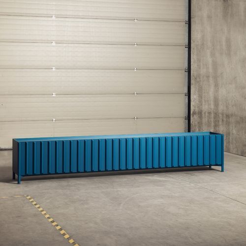 Buffet aparador contemporâneo - Container - miniforms - em madeira laqueada / com portas articuladas / com 4 pés