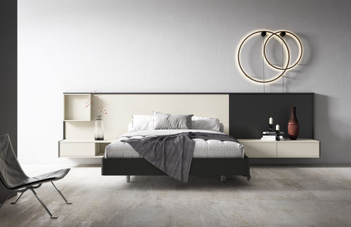 Cabeceira para cama de casal - EVER: Comp.100 - MUEBLES MESEGUE, S.A. - contemporânea / em madeira / sob medida