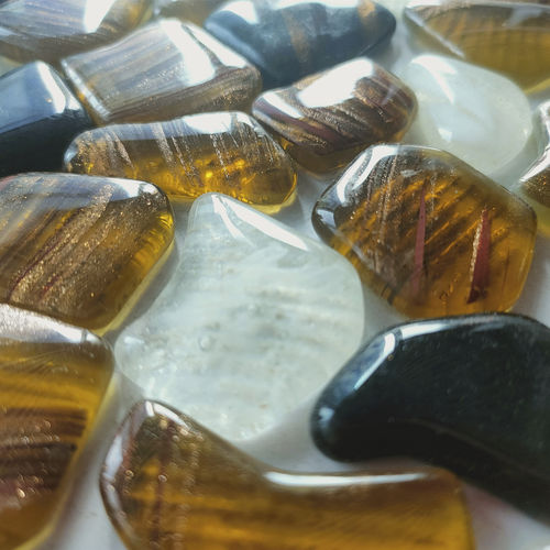 Pastilhas em vidro - PEBBLE - Gong Loon Industries Ltd. - brilhante / fosca / para ambiente interno