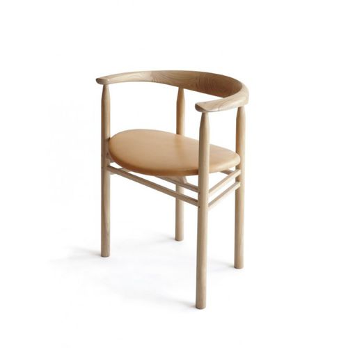 Cadeira contemporânea - LINEA RMT6 - Nikari - para ambiente interno / em madeira de freixo / estofada