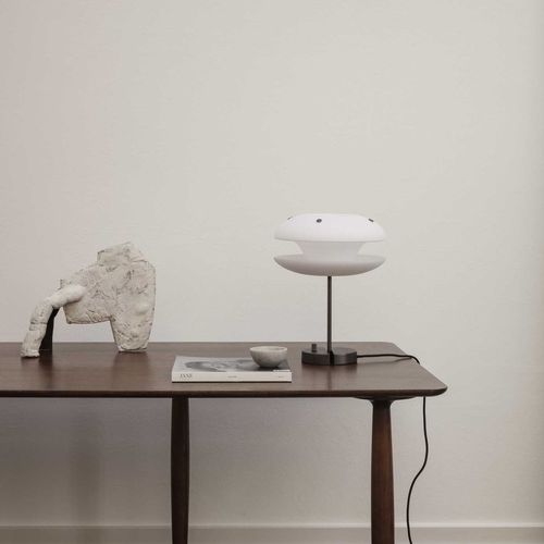 Luminária de mesa - YOYO - NORR11 - em ferro / em vidro opalino / contemporânea